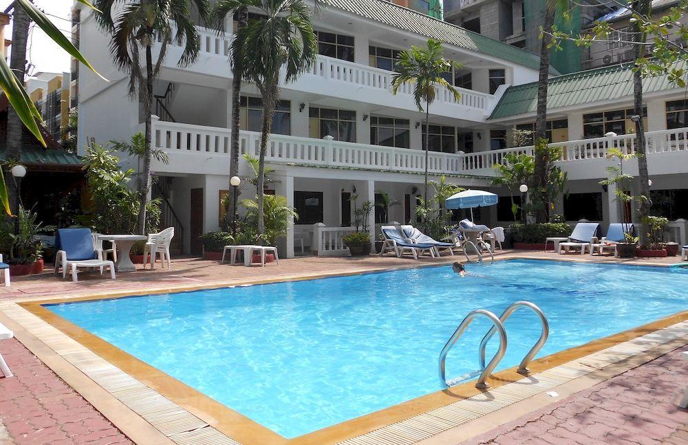 The Expat Hotel Patong Ngoại thất bức ảnh