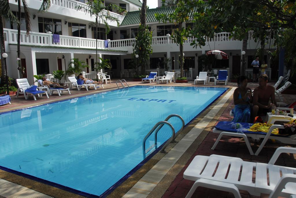 The Expat Hotel Patong Ngoại thất bức ảnh