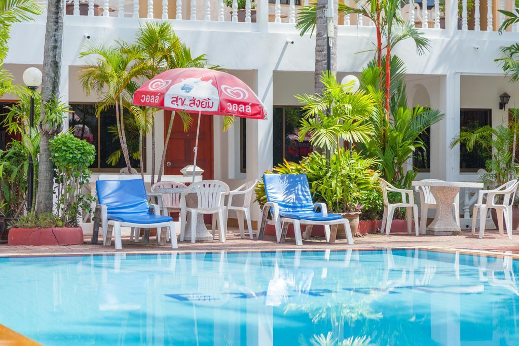 The Expat Hotel Patong Ngoại thất bức ảnh