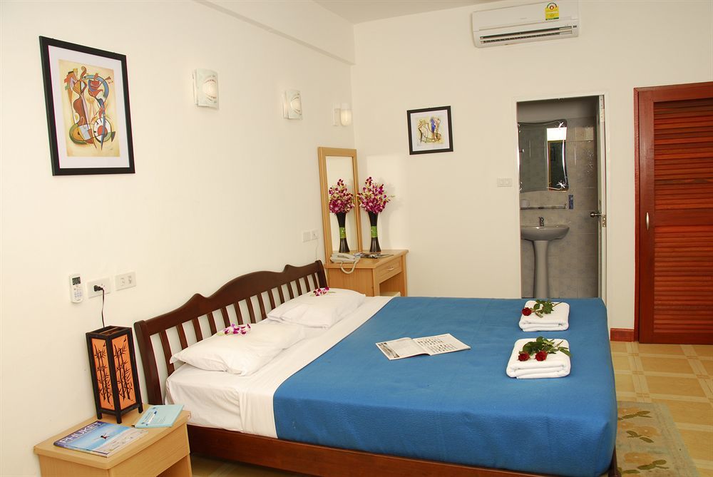 The Expat Hotel Patong Ngoại thất bức ảnh